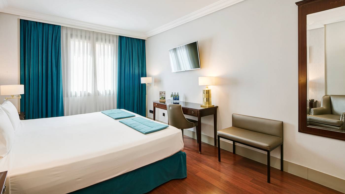 Sercotel-Gran-Hotel-Conde-Duque-Room-15