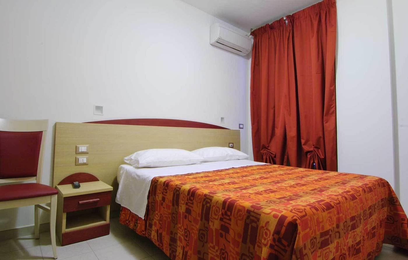 Hotel Eva-Italy-Alba Adriatica-Room-9