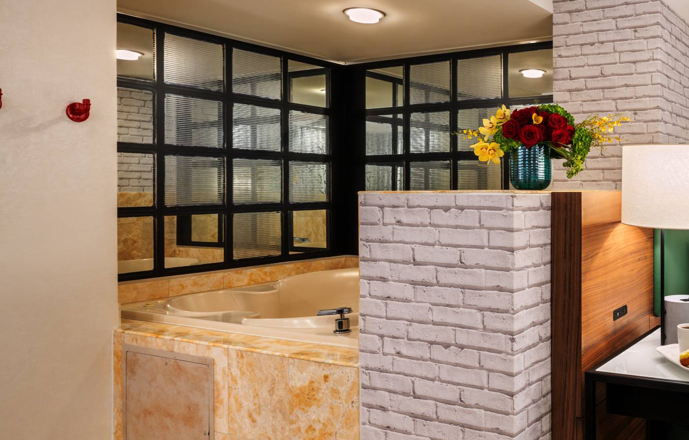 New-York-New-York-Room-28