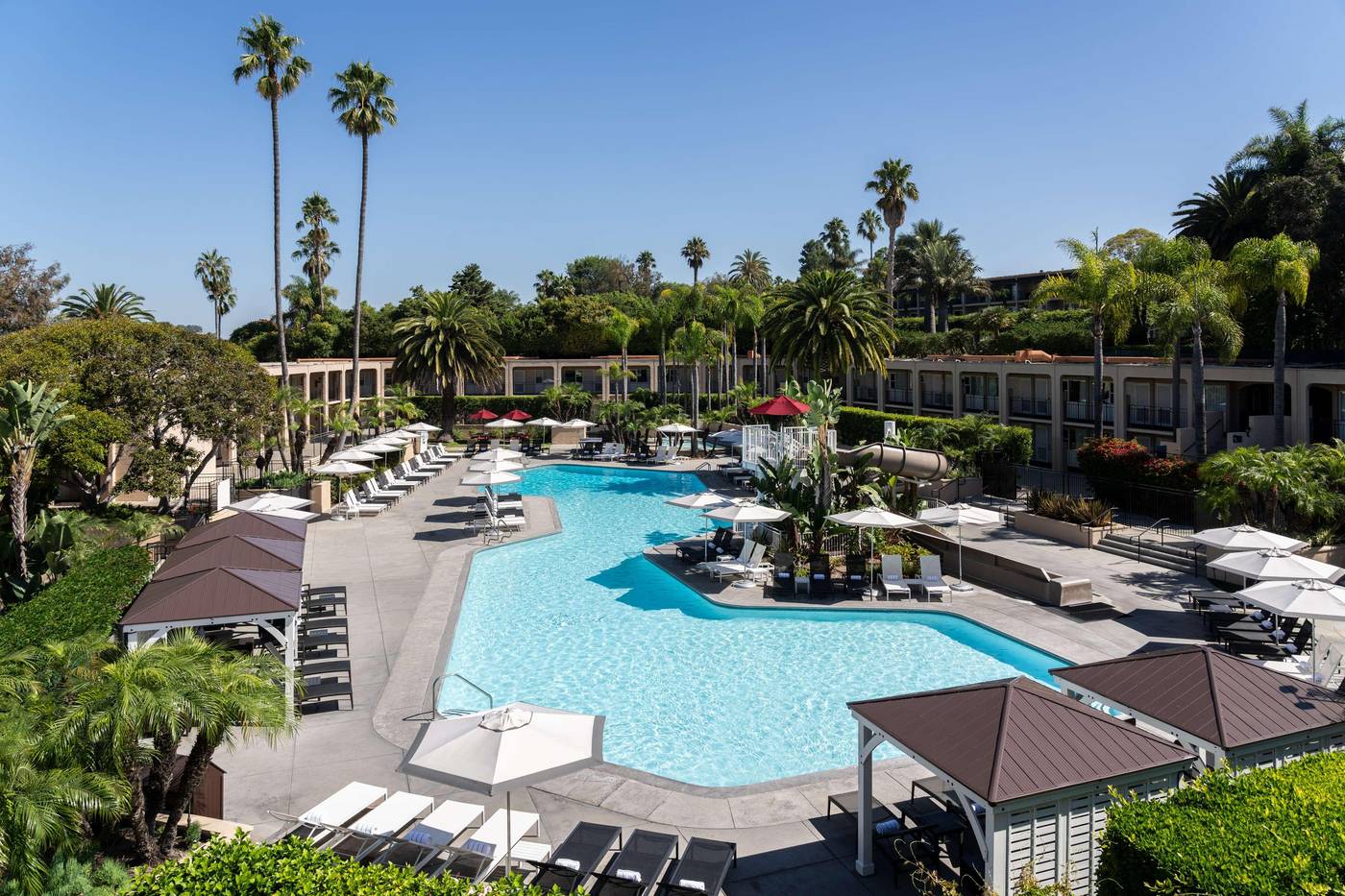 Hyatt-Regency-Newport-Beach-Pool-2