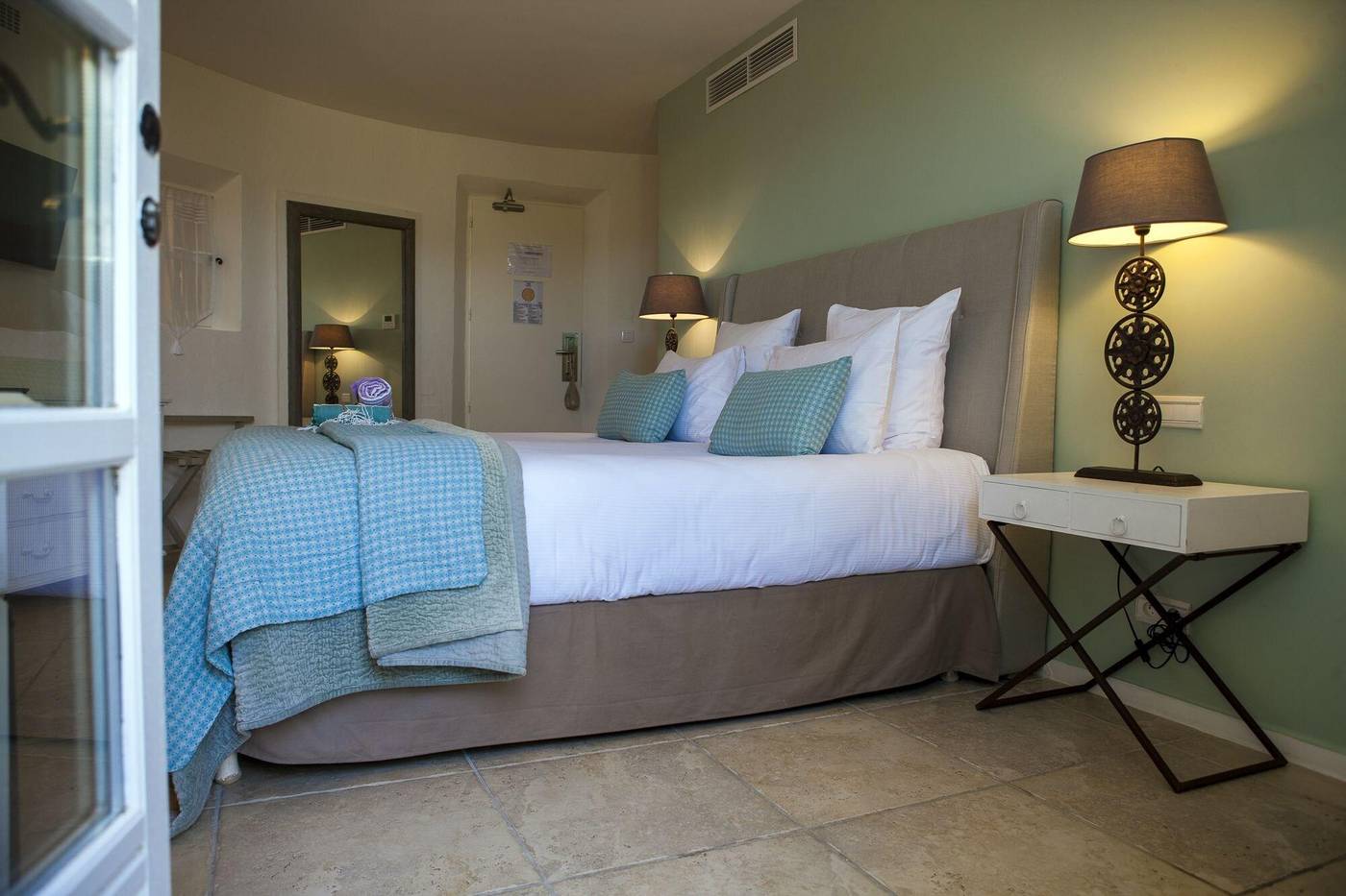 La-Bastide-D-Antoine-Room-25