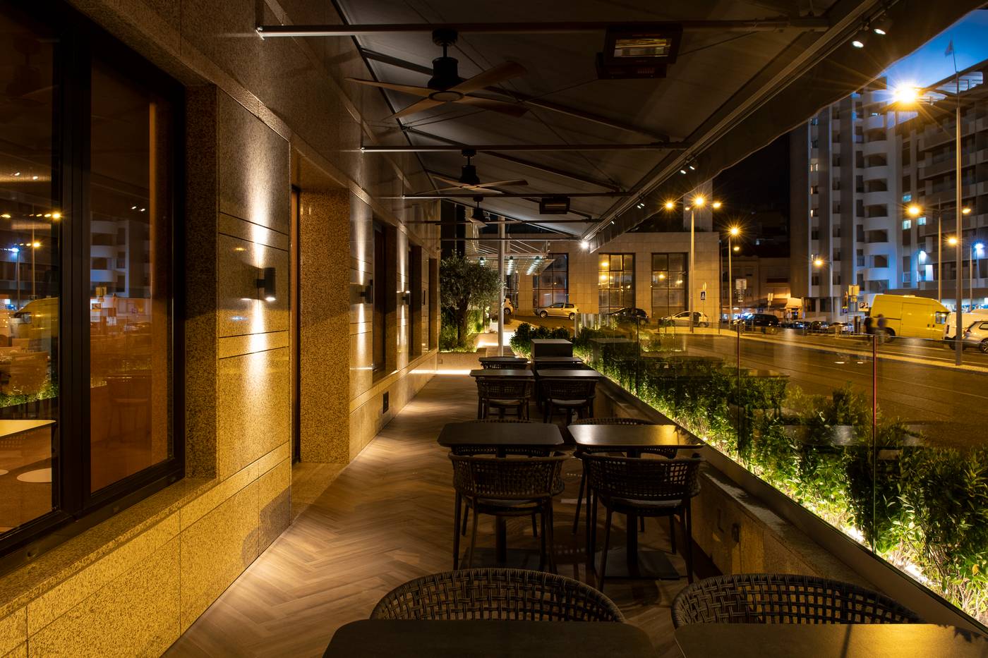 SANA-Metropolitan-Restaurant-43