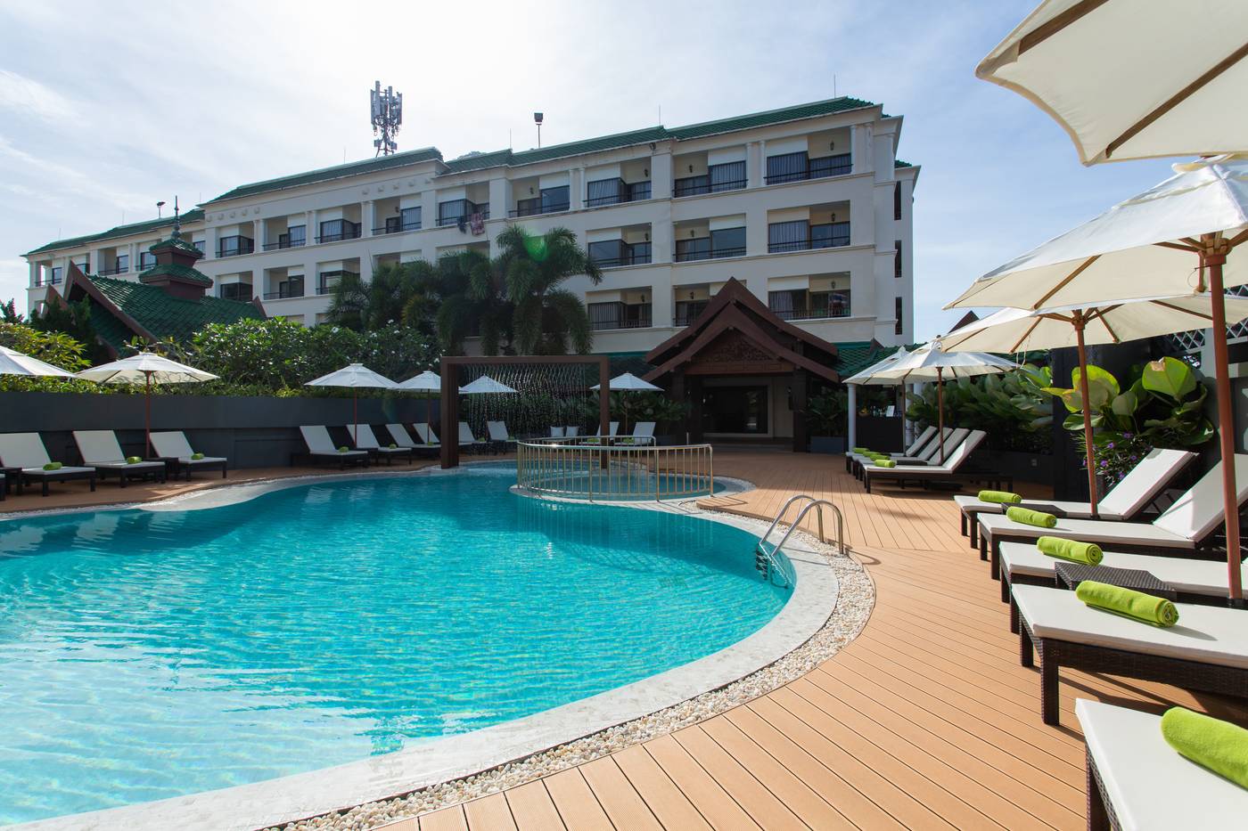 Krabi-Heritage-Hotel-Pool-8