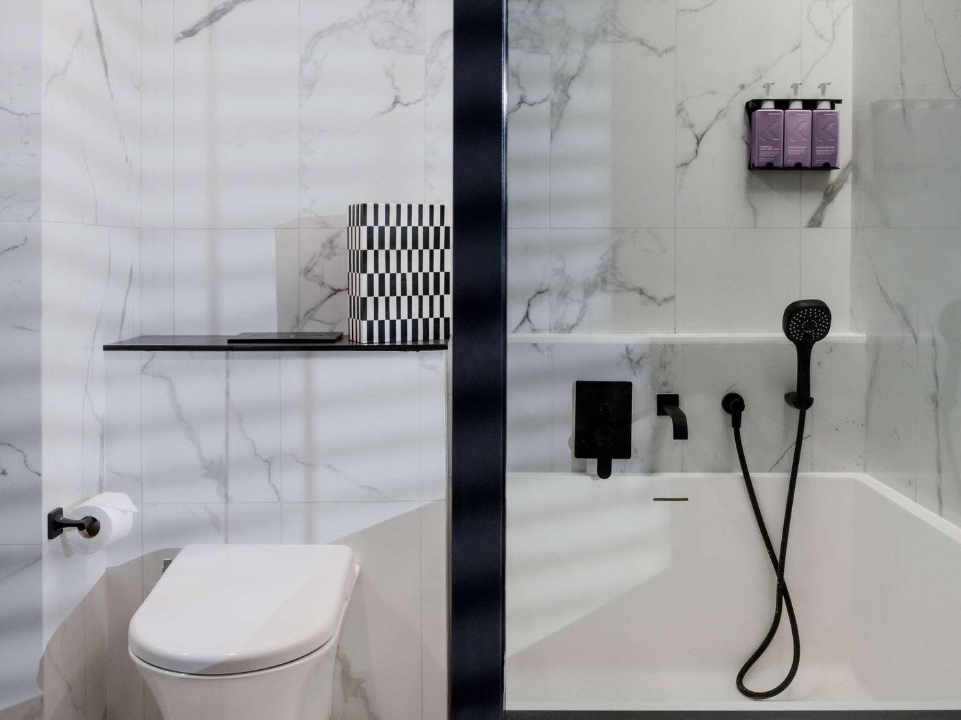 Tribe-Living-Bangkok-Sukhumvit-39-Room-44