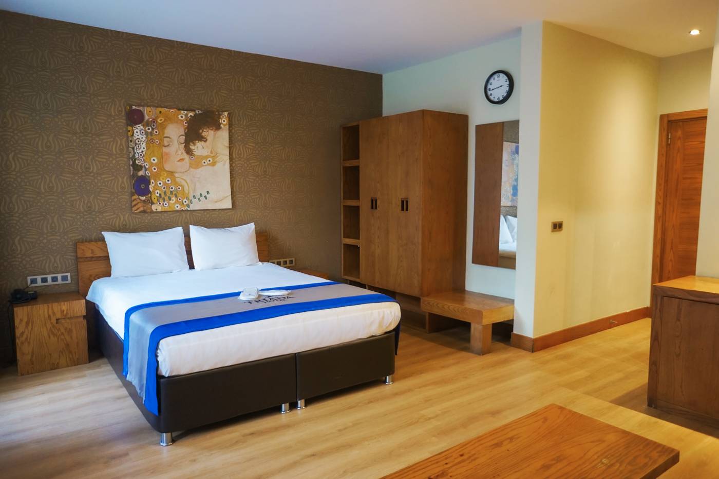 Triada-Hotel-Room-20