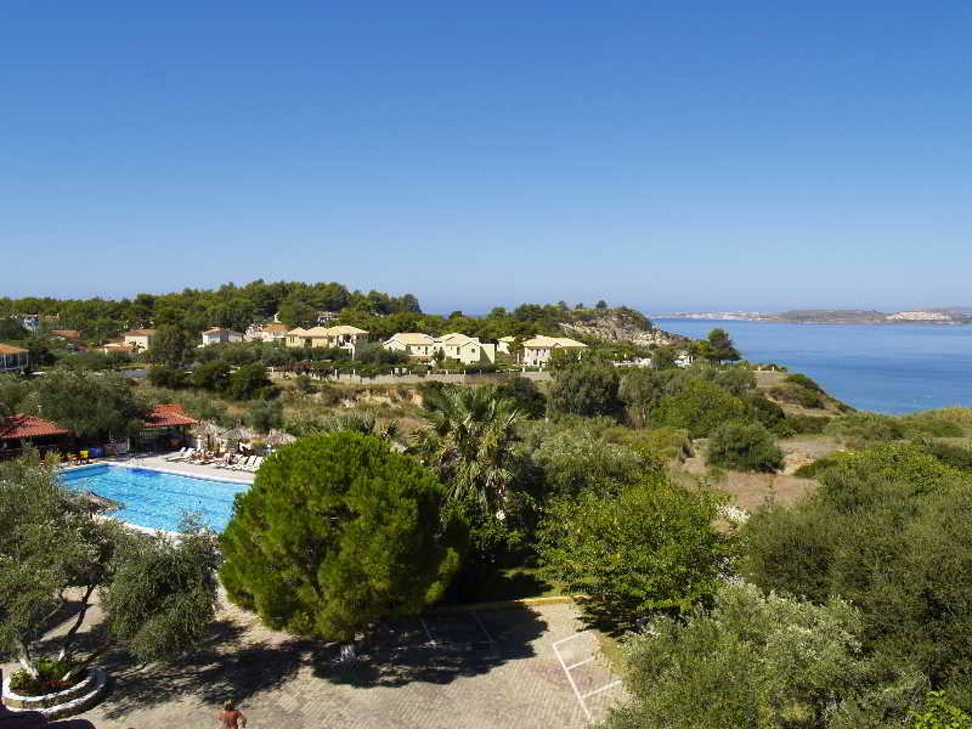 Lorenzo-Hotel---Apartments-General-view-2