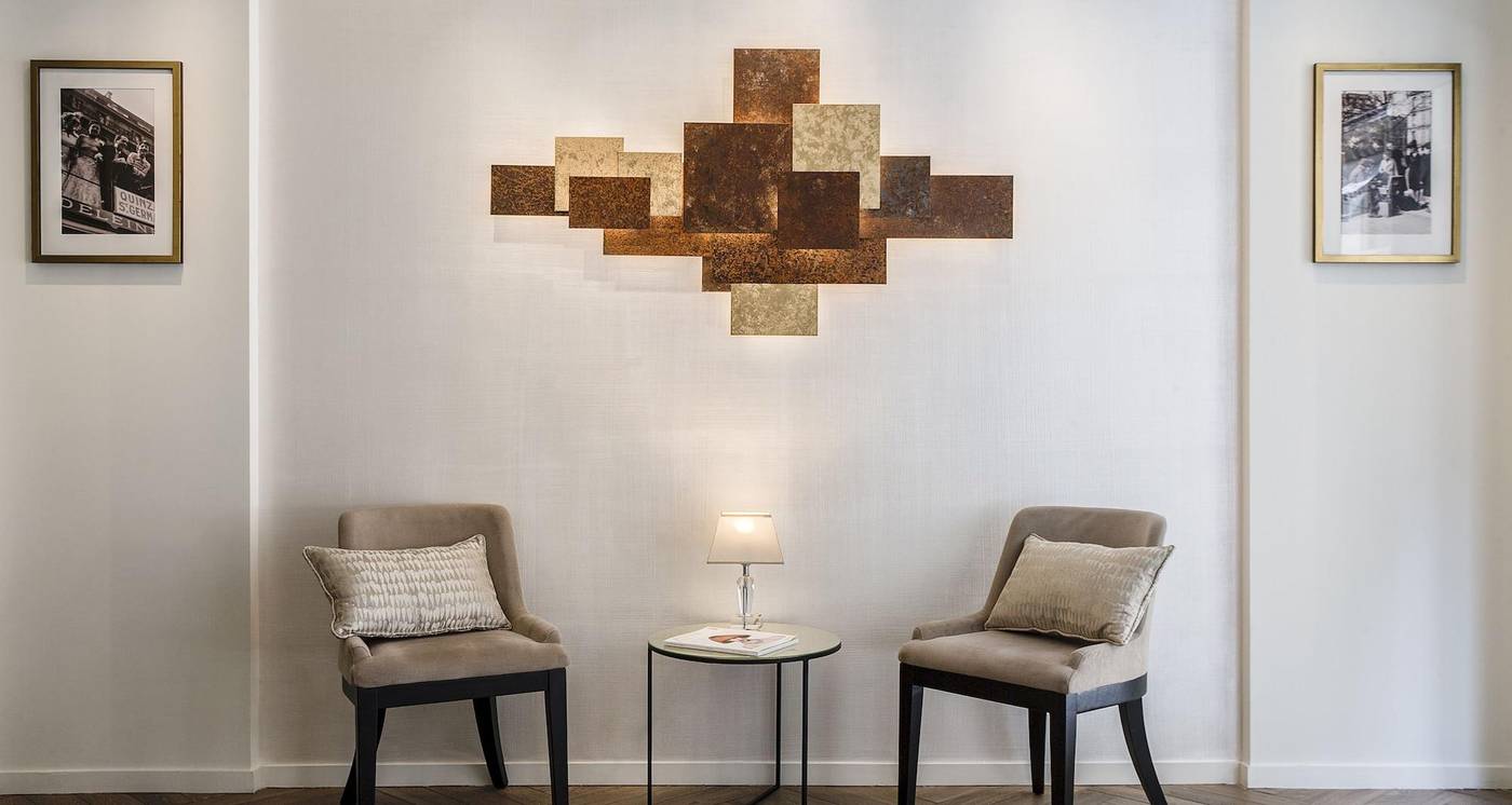 Royal-Saint-Honore-Lobby-20