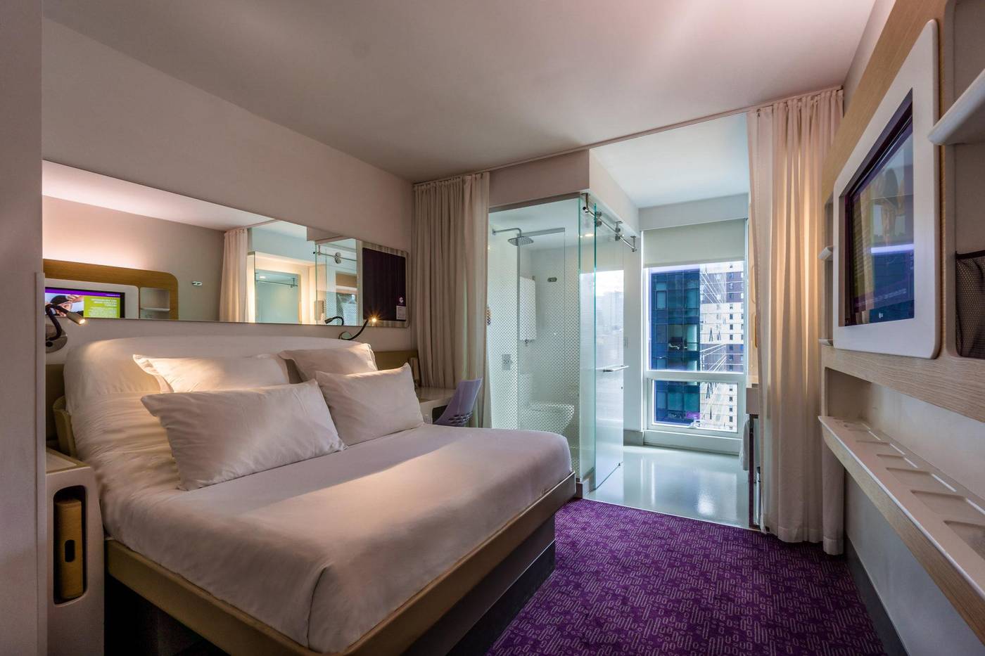 Yotel-New-York-Times-Square-Room-4