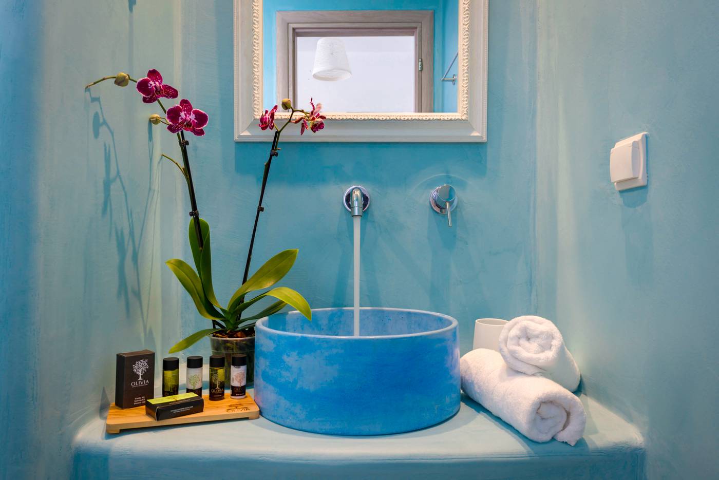 White-Harmony-Suites-Room-38