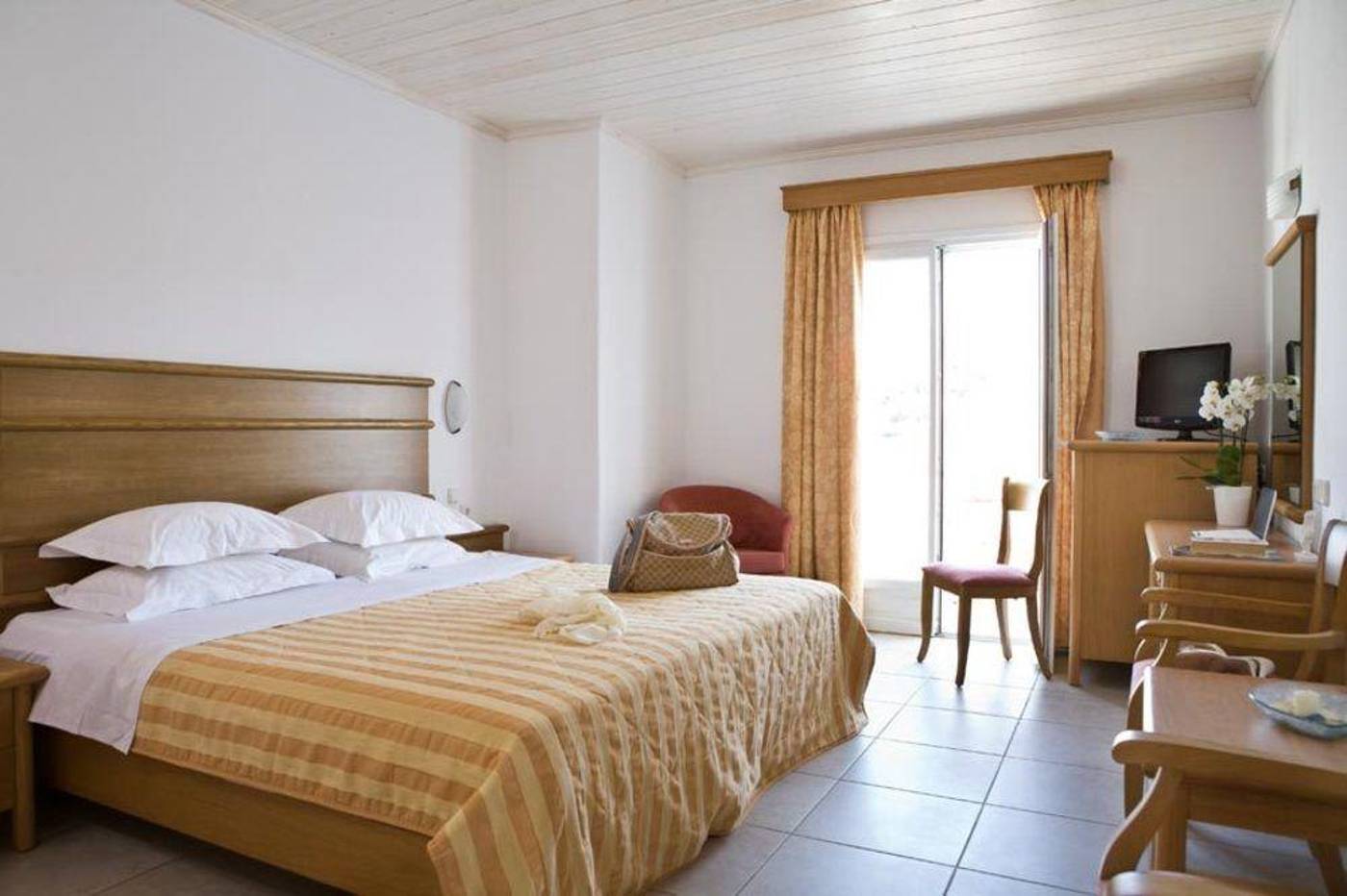 Yiannaki-Hotel-General-view-28