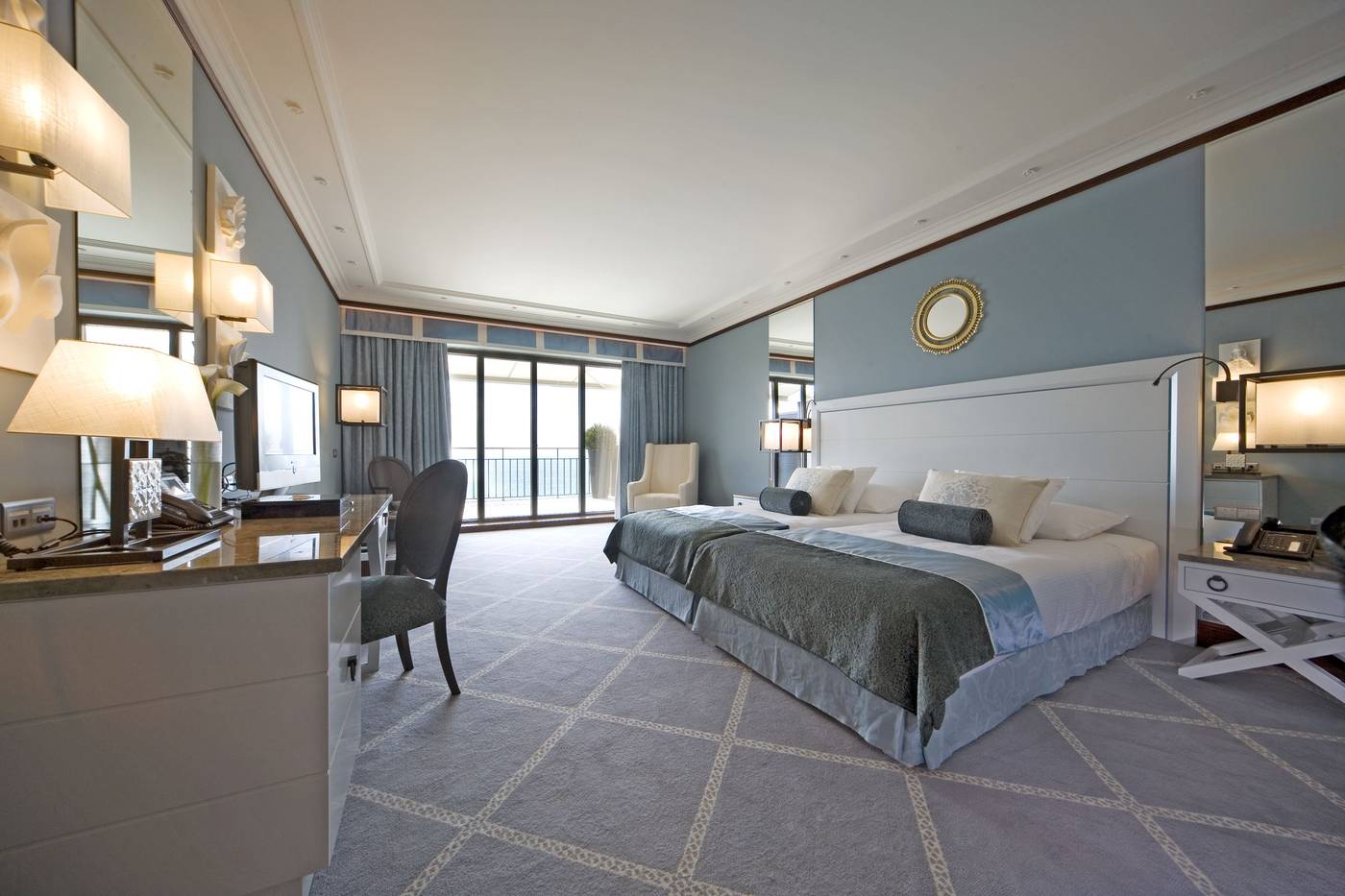 Grande-Real-Villa-Italia-Hotel---Spa-Room-7