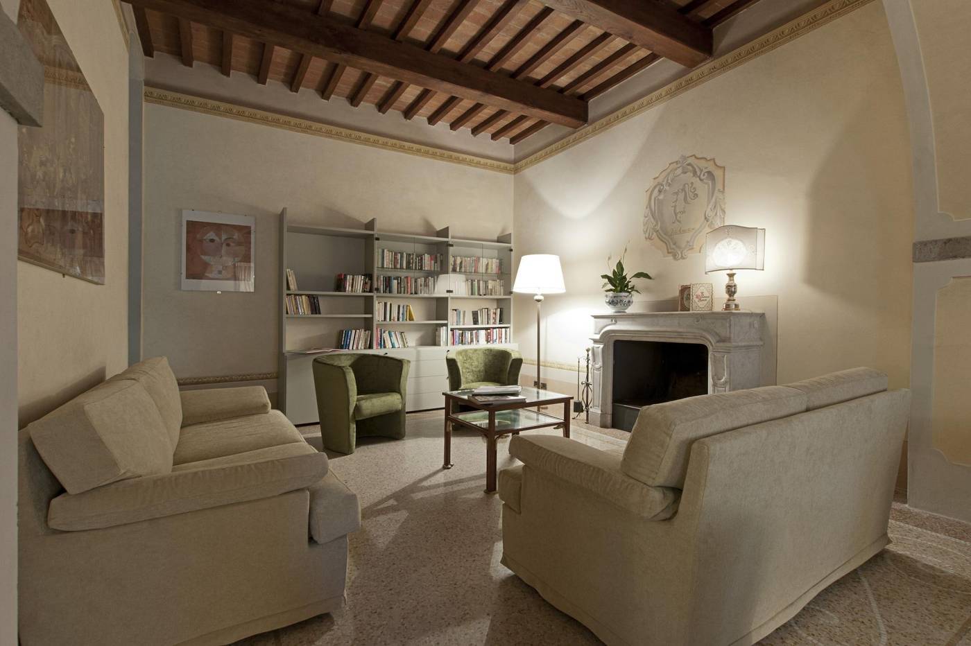 B-B-VillAmorosa-Room-16