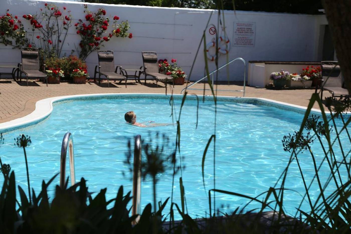 La-Place-Hotel-Pool-17
