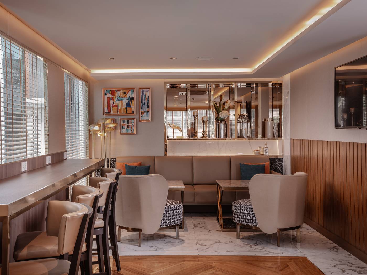 Aira-Hotel-Bangkok-Restaurant-19