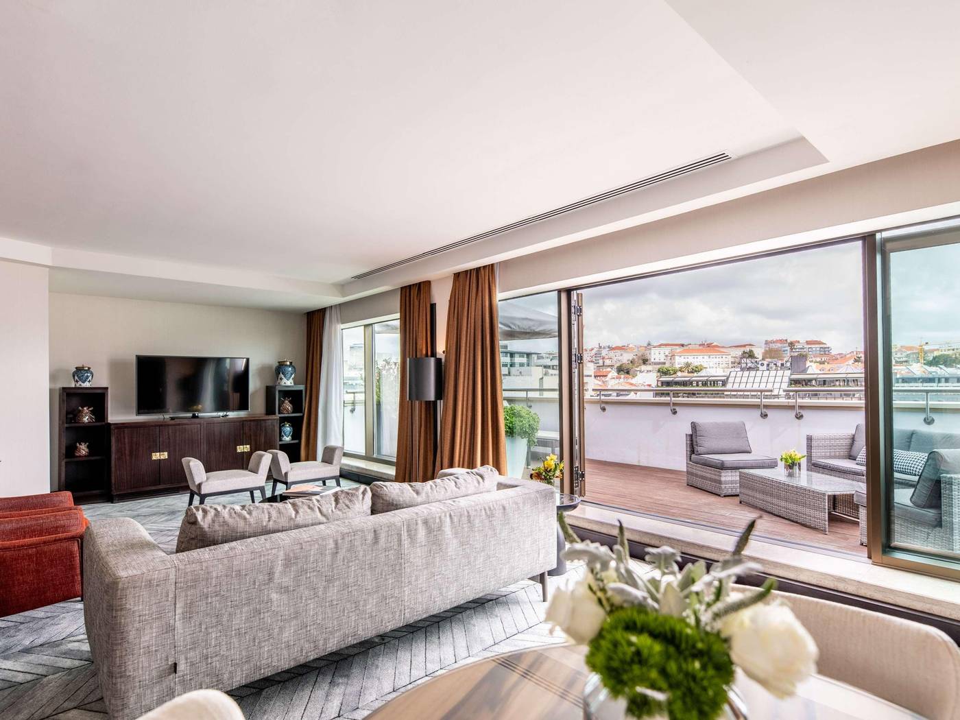 Sofitel-Lisbon-Liberdade-Room-49