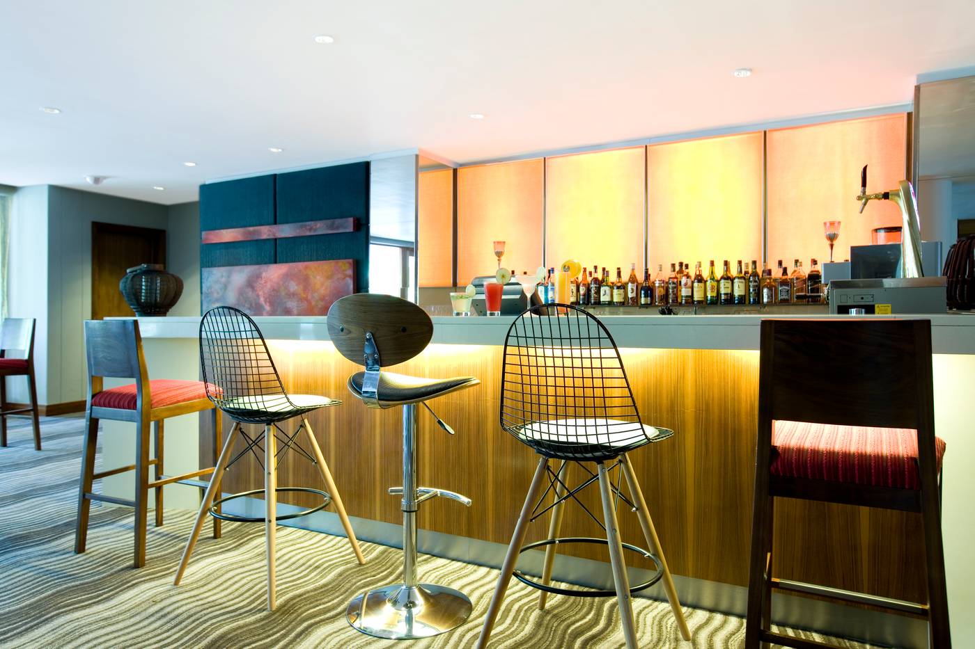 SunSquare-Cape-Town-Gardens-Bar-6