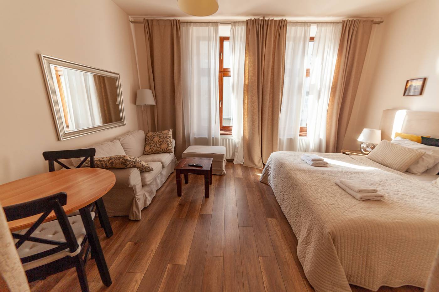 Lounge-Apartments-Room-10