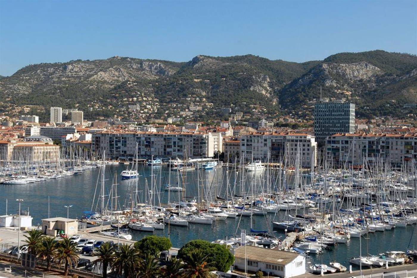 ibis Toulon La-Seyne-France-Ollioules-General view-1