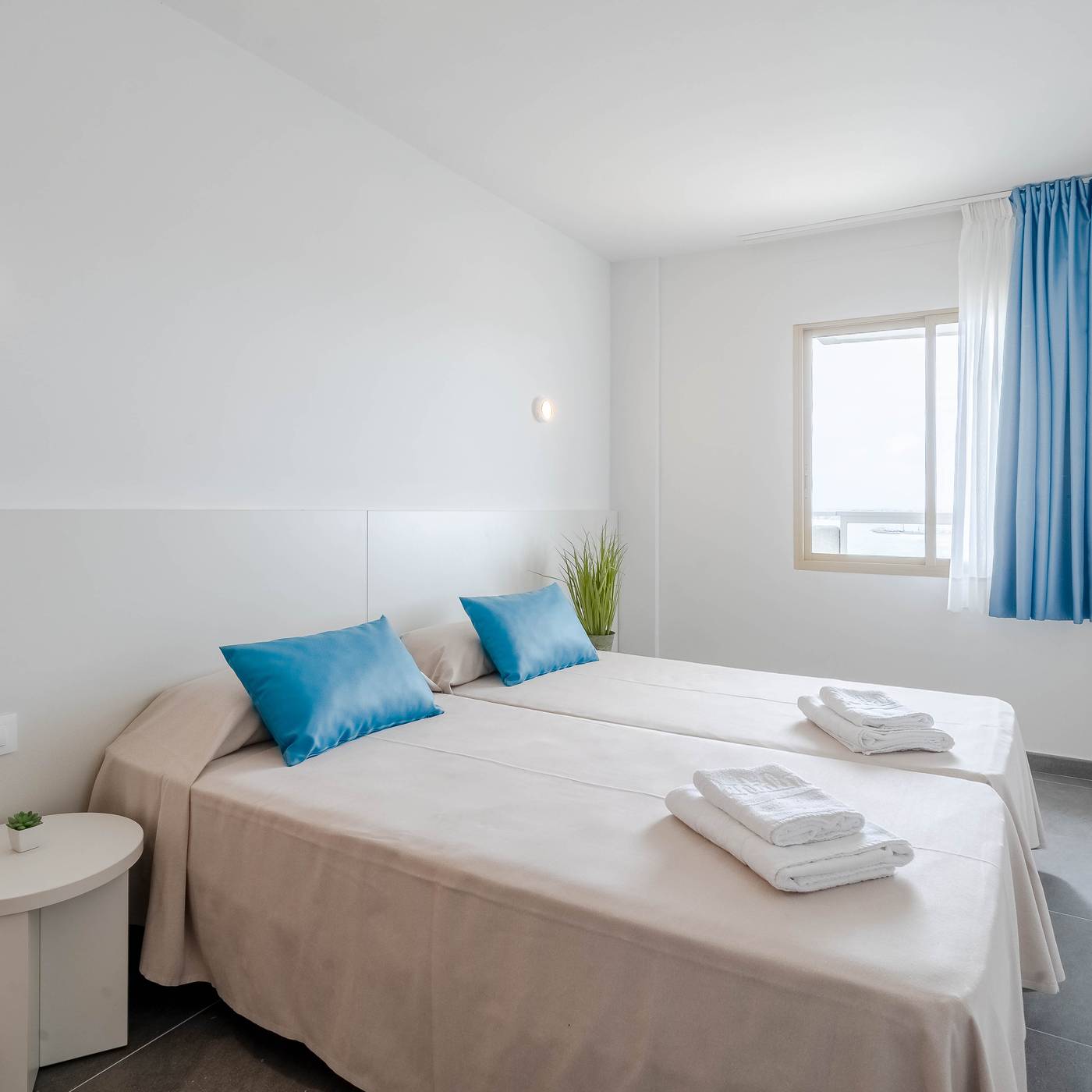 Almonsa-Playa-Room-10