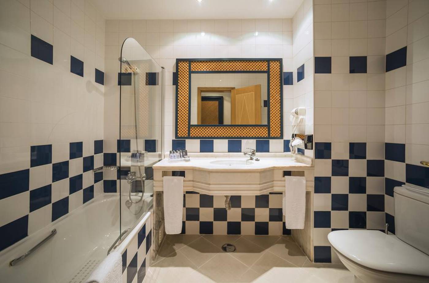 Vila-Gale-Tavira-Room-16