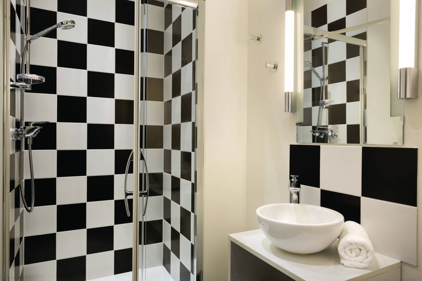 Hotel-Byakko-Nice-Centre-Room-42