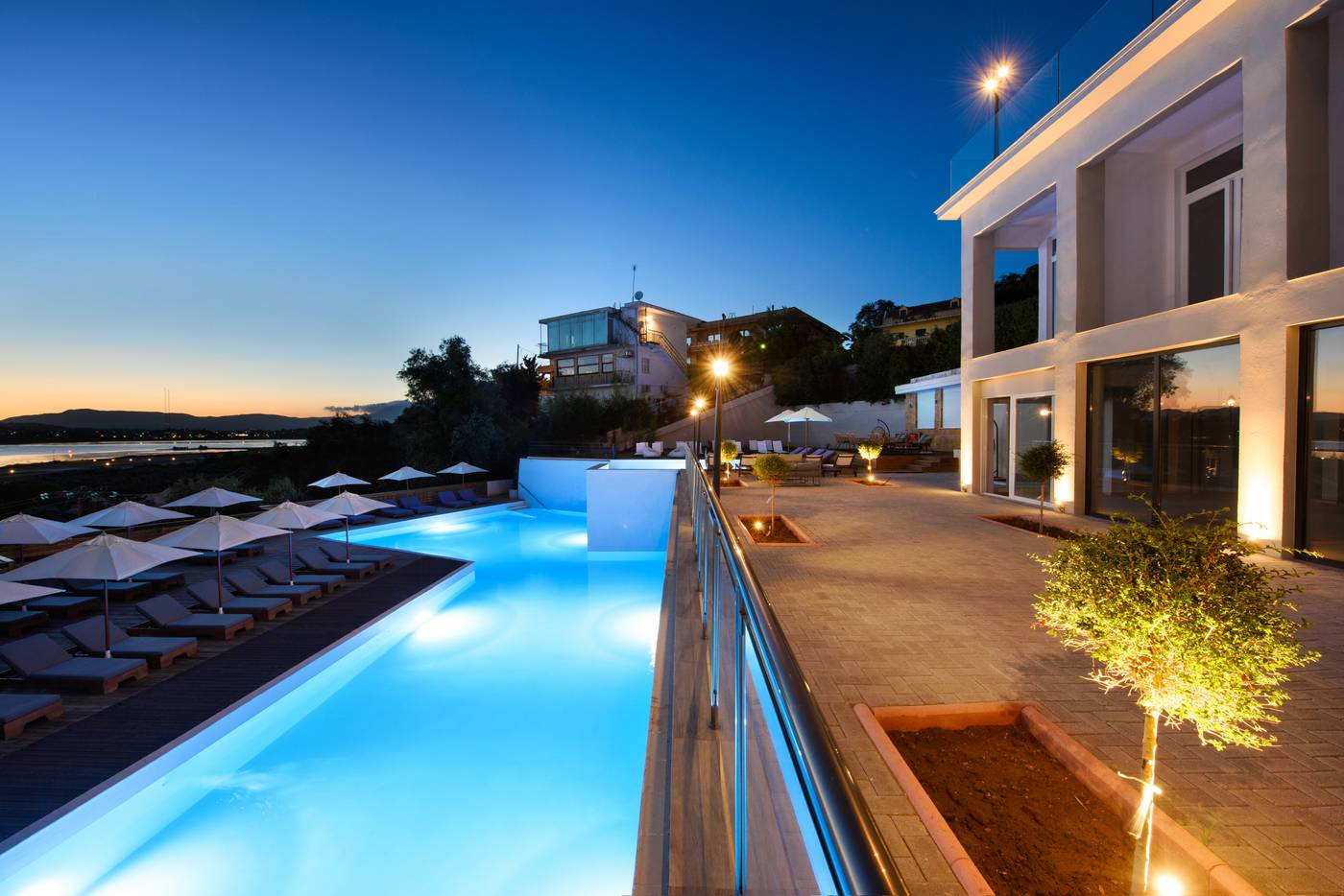 The-Royal-Grand-Hotel-Pool-6