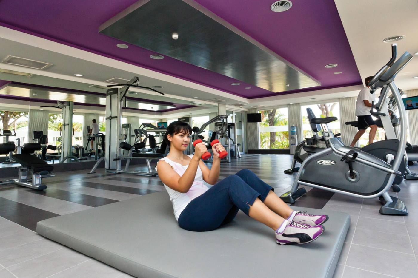 Riu-Palace-Mexico-All-Inclusive-Sports-and-Entertainment-64