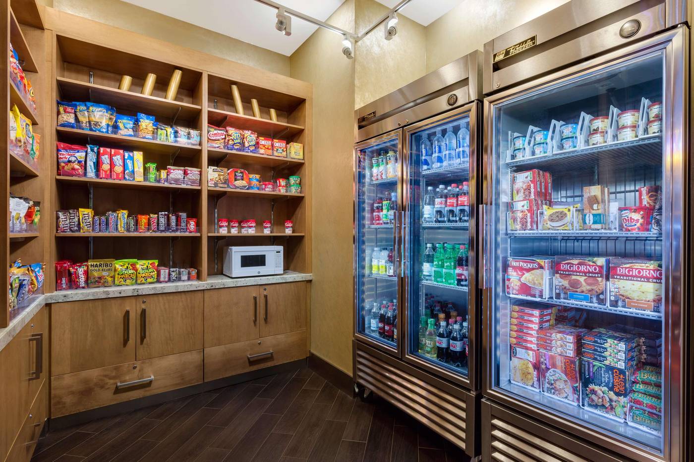 Hampton-Inn-Manhattan-Times-Square-Central-Restaurant-9