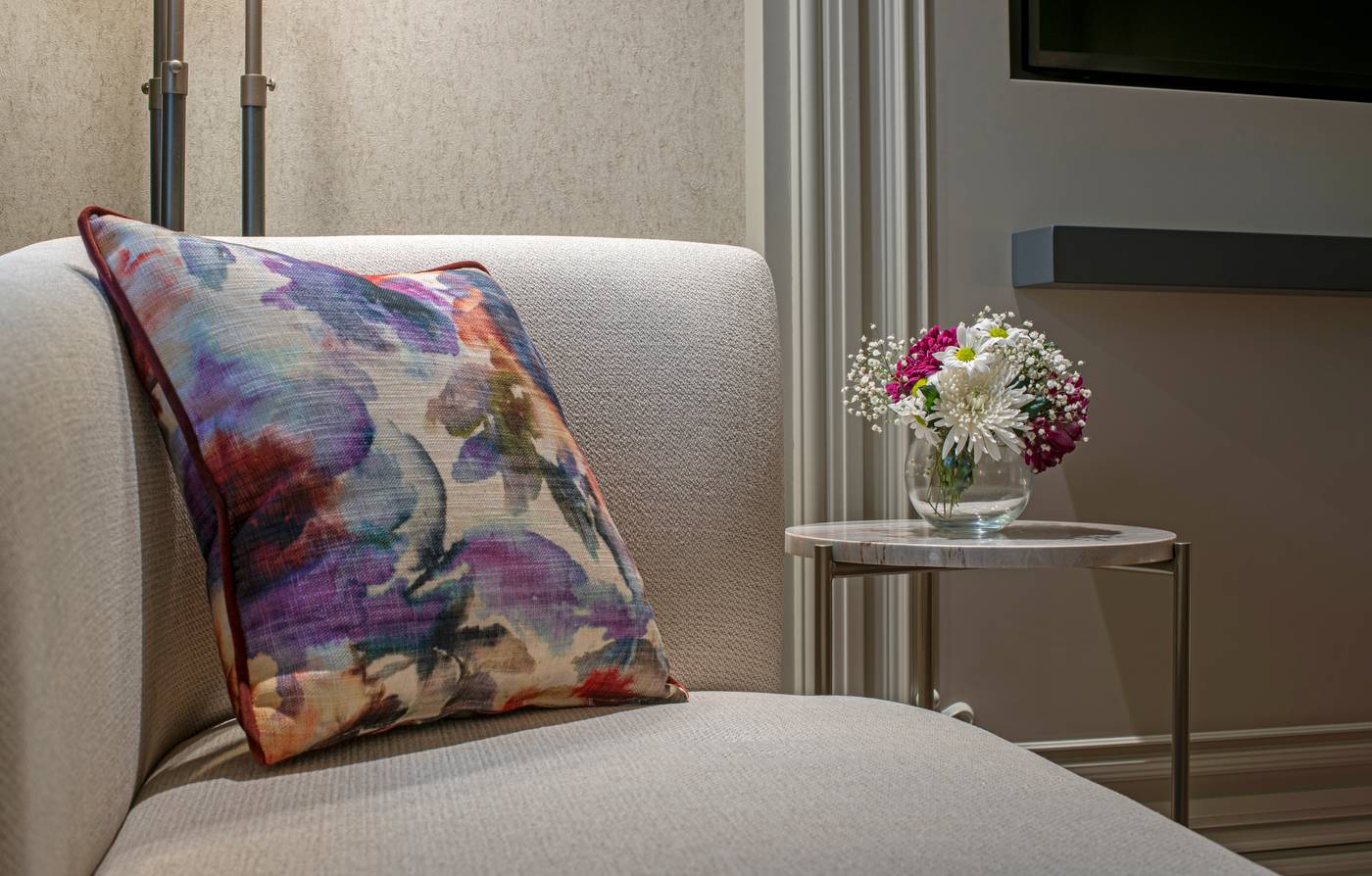 Stayso-The-House-Hotel-Room-9