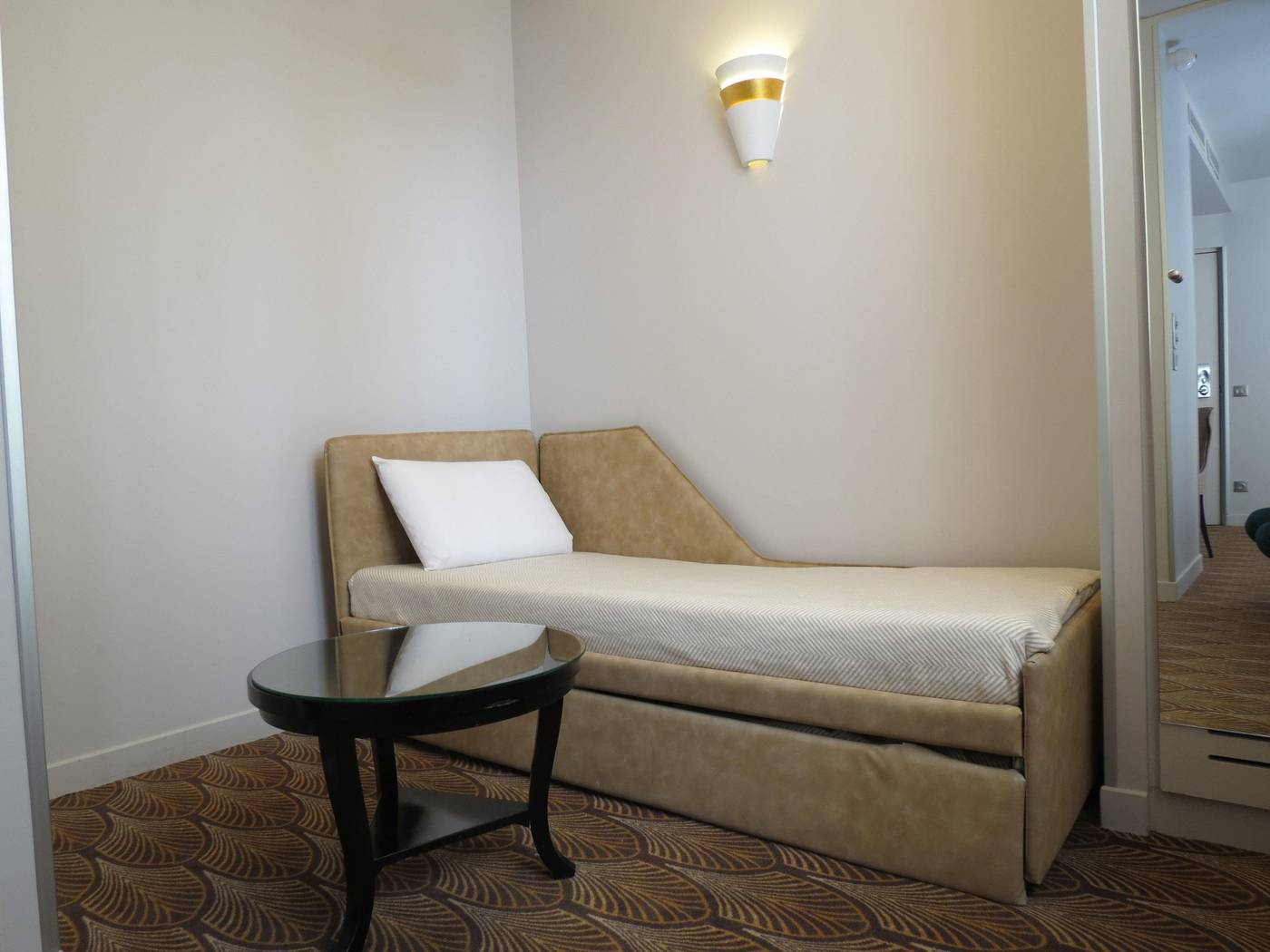 Mercure-Paris-Opera-Faubourg-Montmartre-Room-10