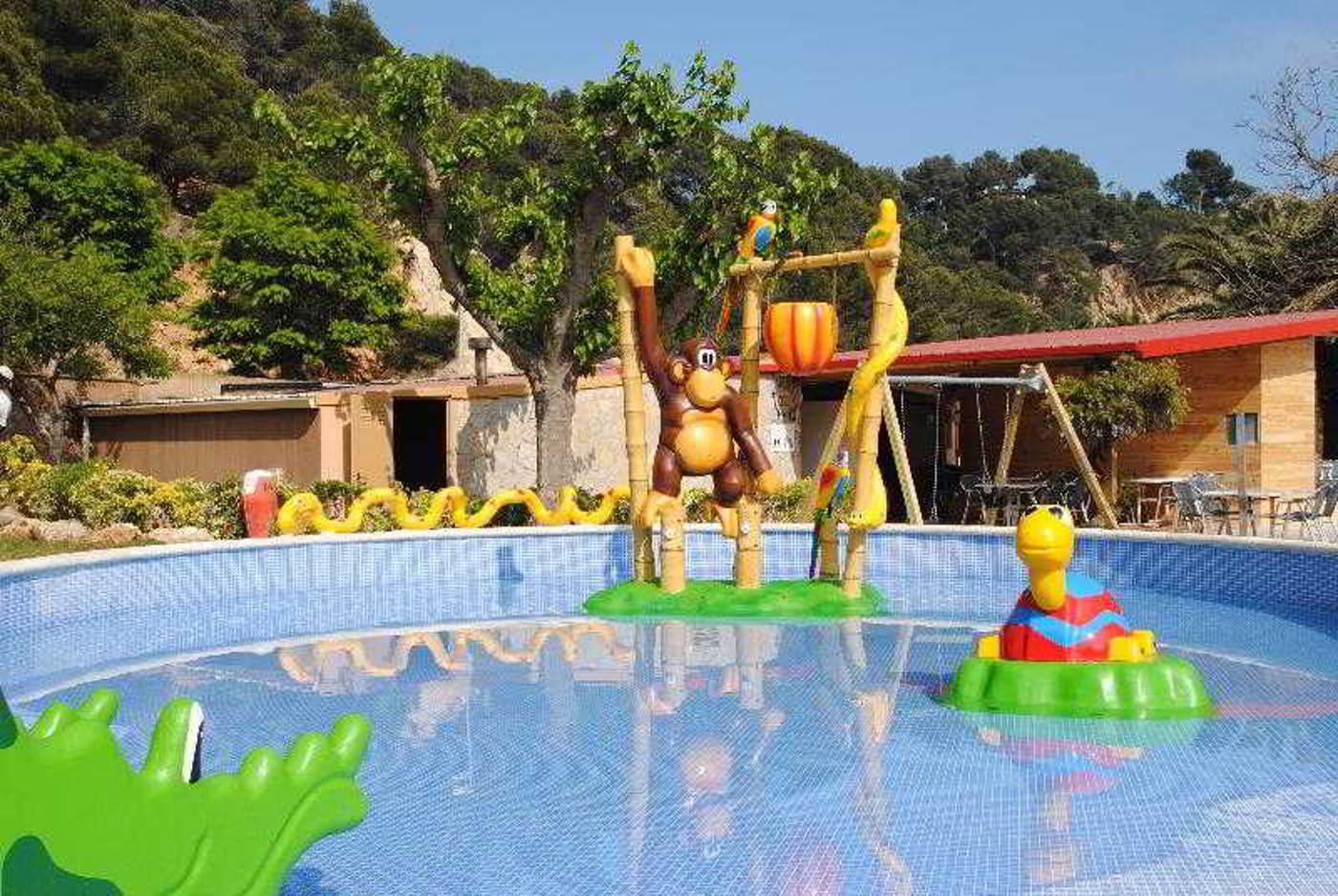 Giverola-Resort-Sports-and-Entertainment-41