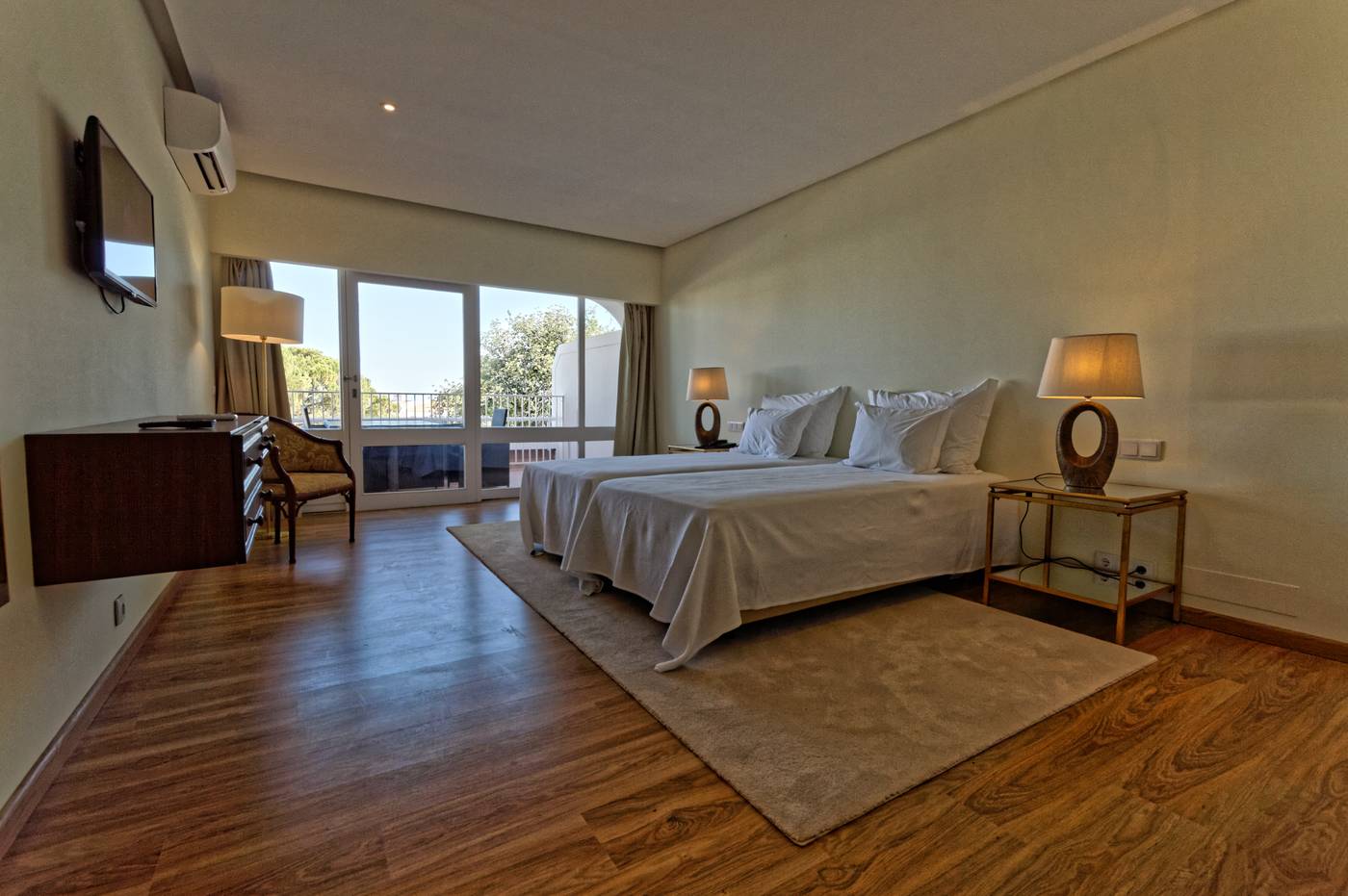 Carvoeiro-Hotel-Room-9