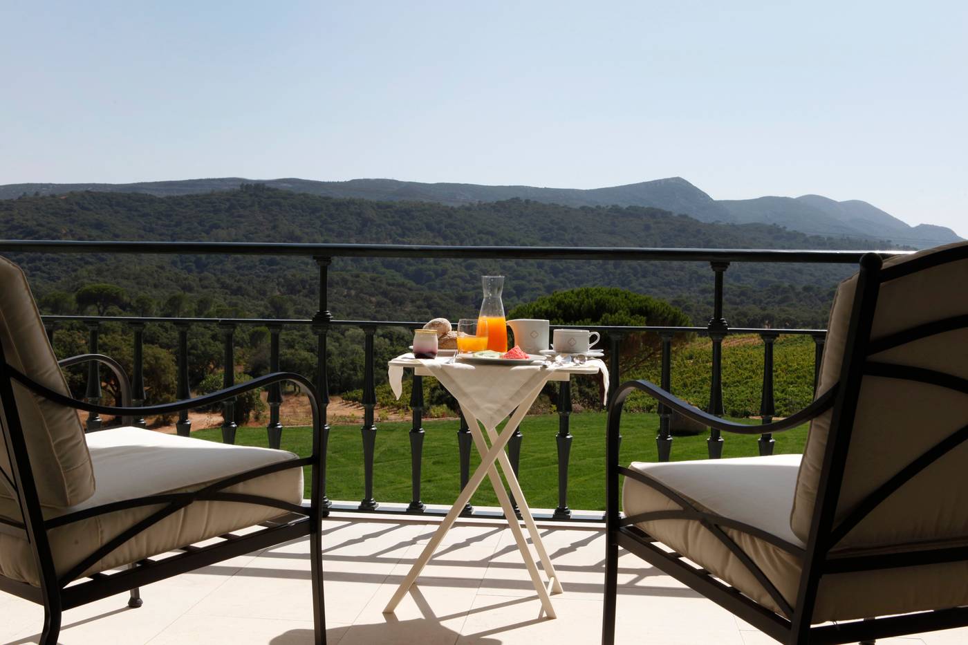 Casa-Palmela---Small-Luxury-Hotels---Villas-Terrace-94