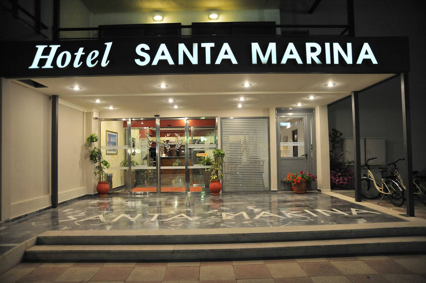 Santa-Marina-Hotel-Apartaments-General-view-44