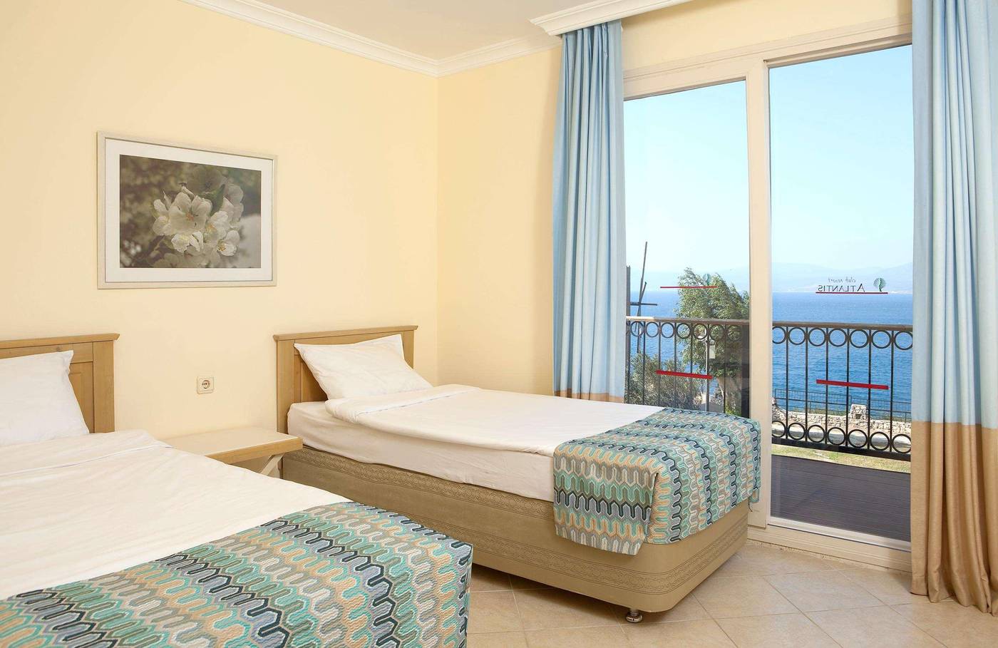 Club-Resort-Atlantis-Room-44