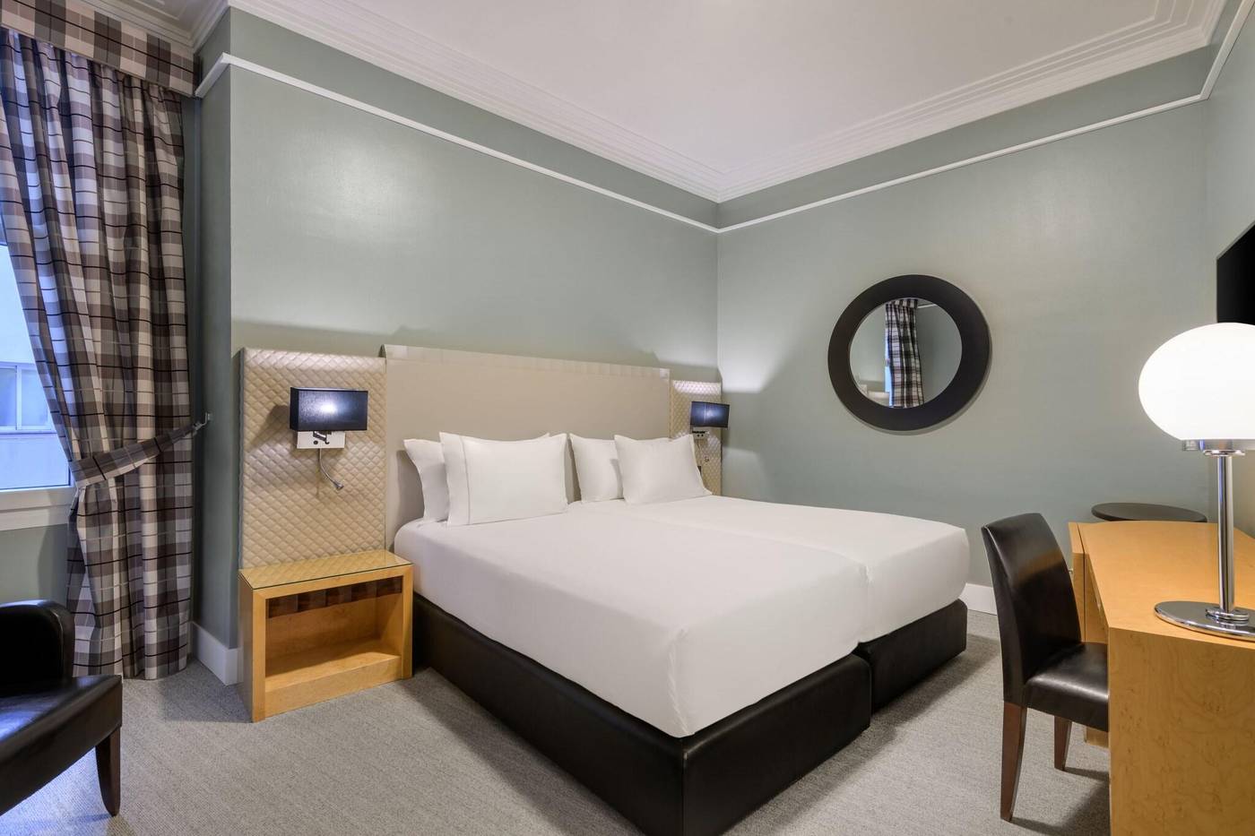 Larios-Malaga-Room-19