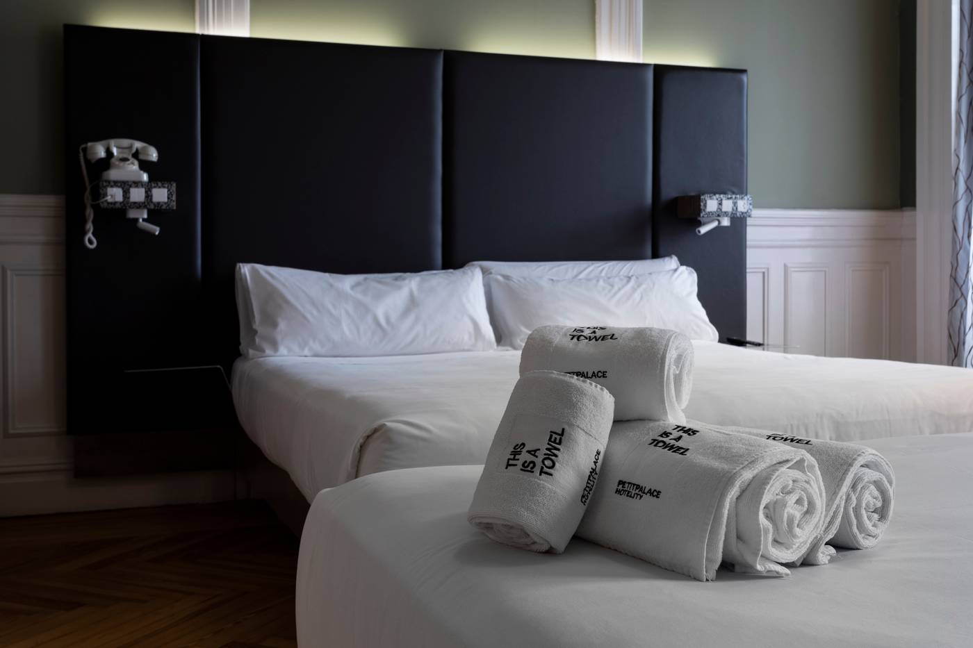 Petit-Palace-Lealtad-Plaza-Room-43