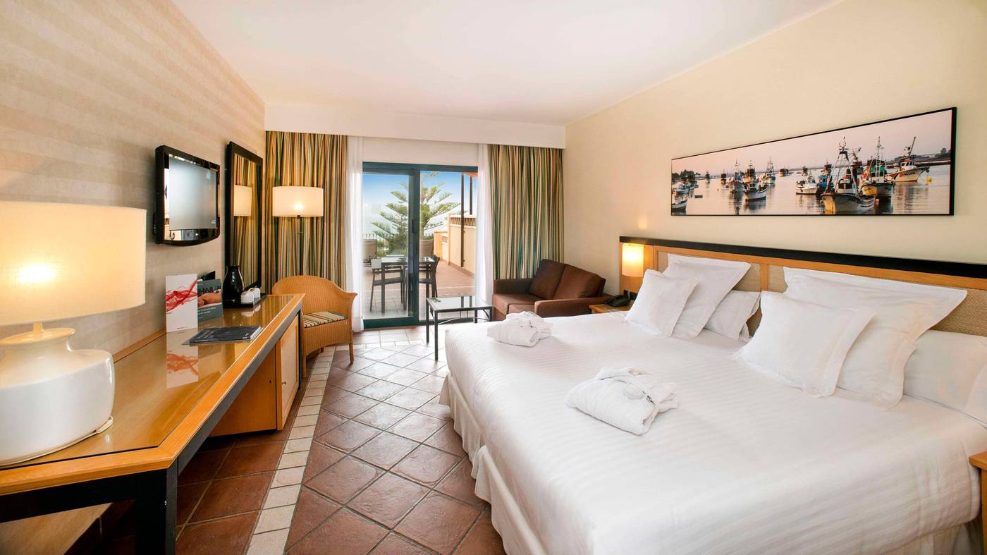 Barcelo-Punta-Umbr----a-Mar-Room-34