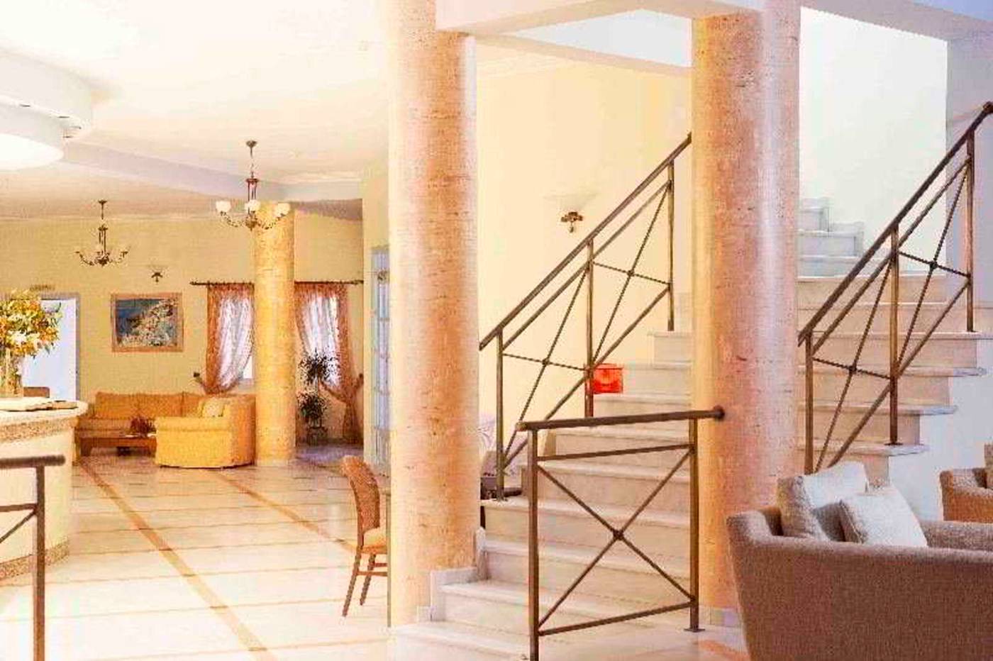 Aegean-Plaza-Lobby-34