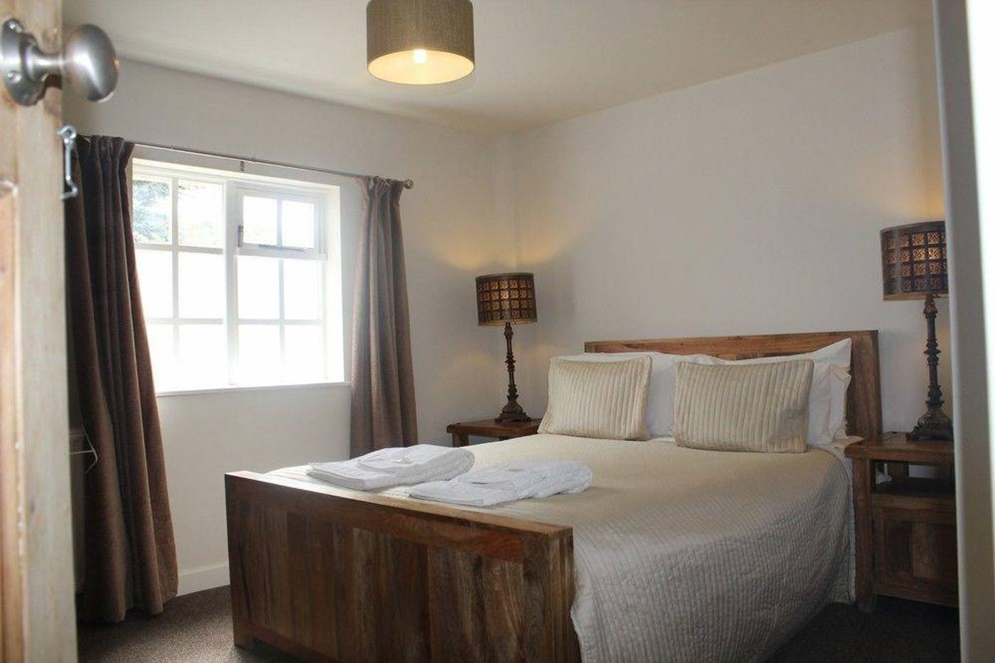 The Coach House-United Kingdom-Hambrook-General view-3