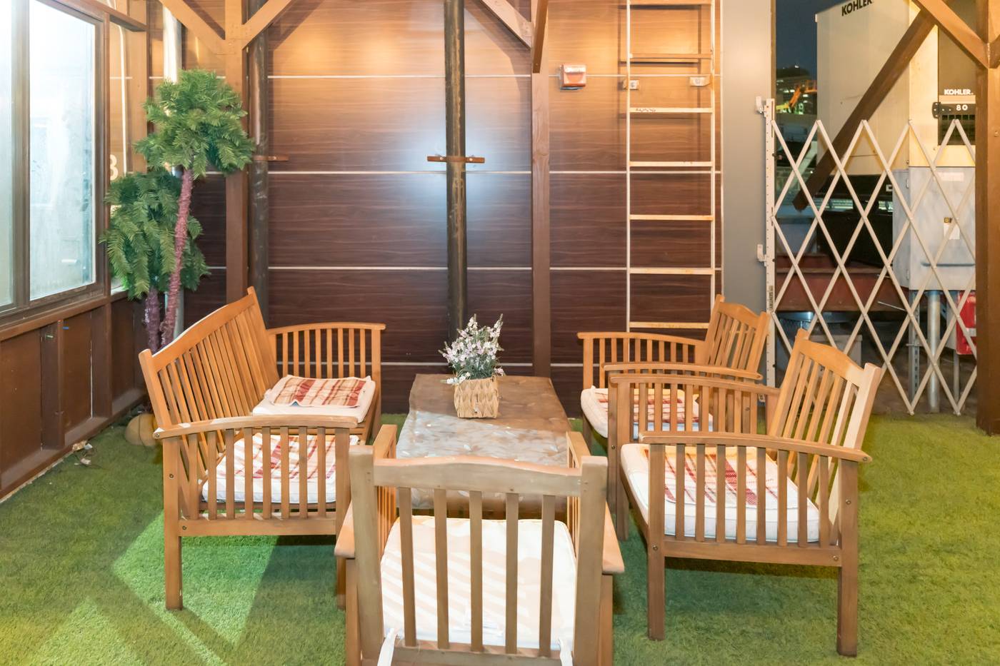 Madison-New-York-LES-Hotel-Lobby-4