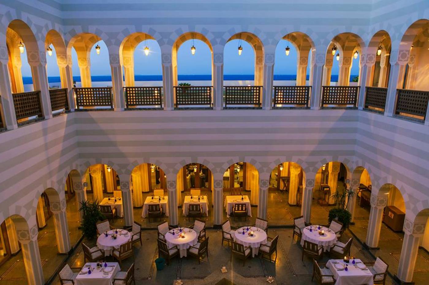 Oberoi-Sahl-Hasheesh-Restaurant-26