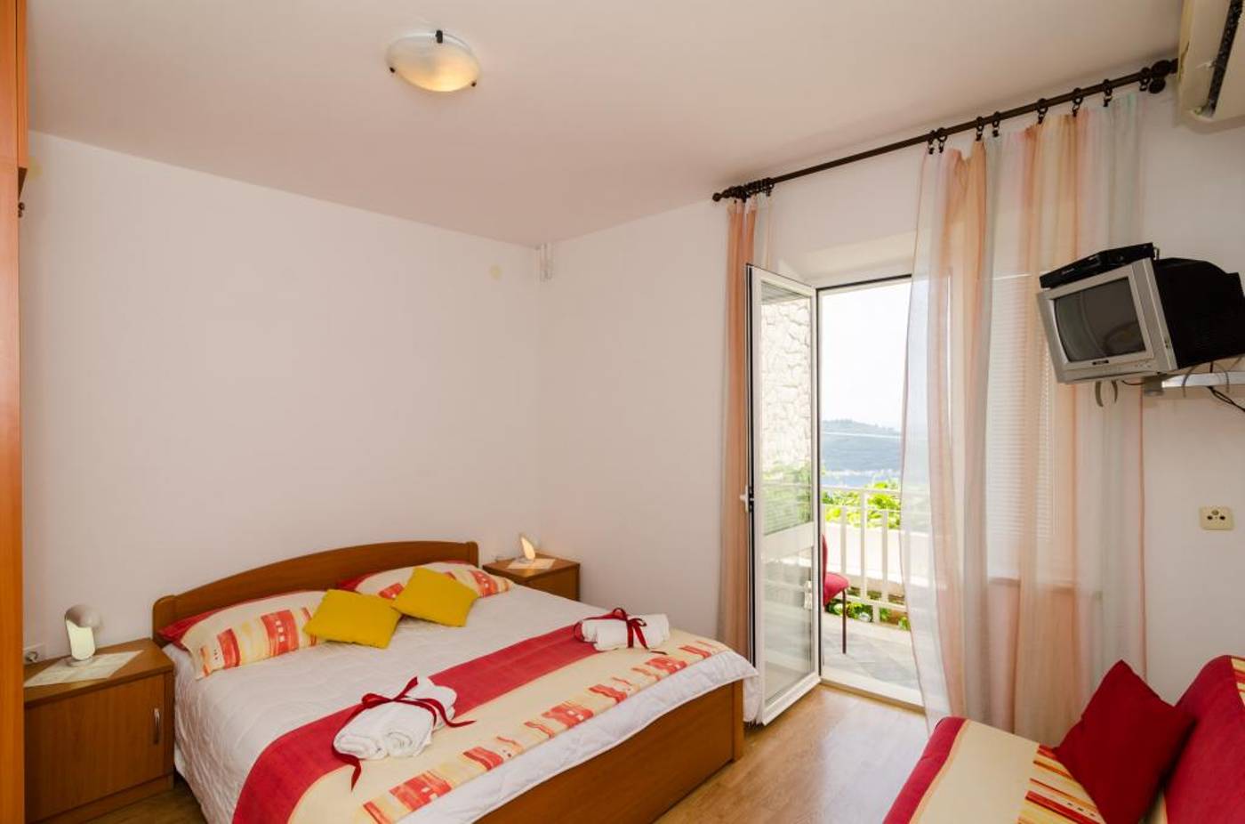 Guesthouse-Home-Sweet-Home-Room-20