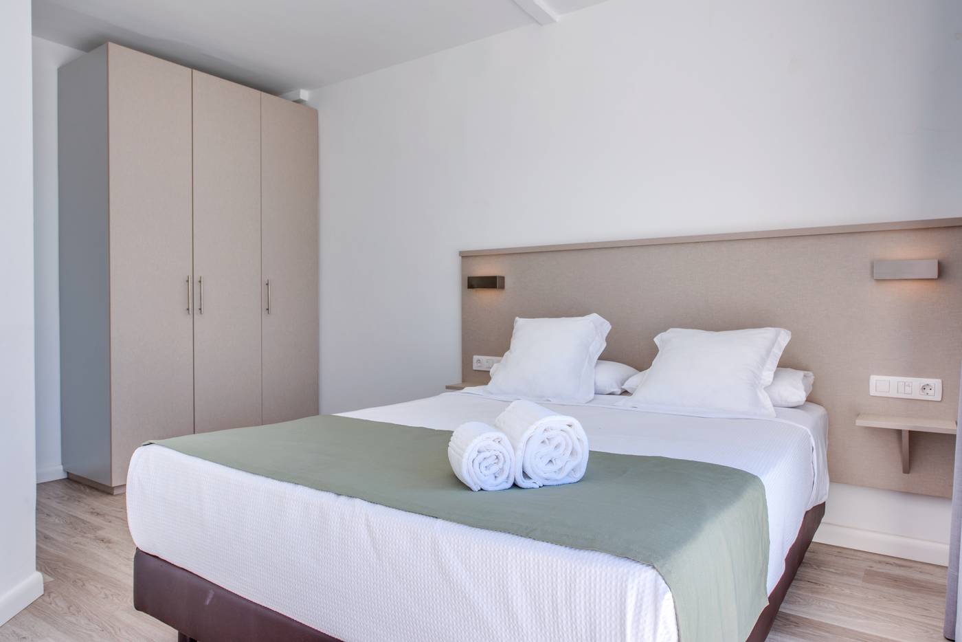 Vigilia-Park-Room-39