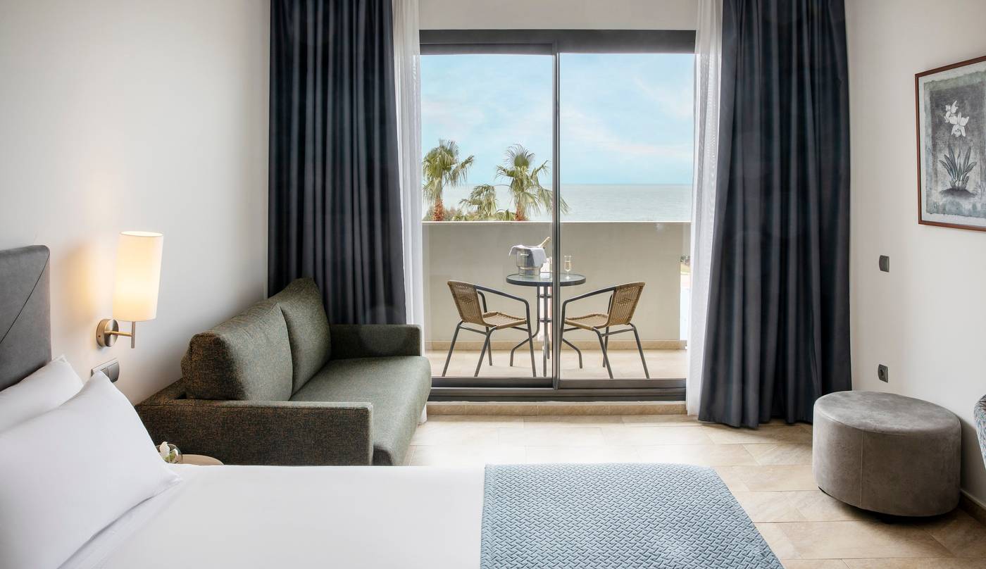 Ilunion-Calas-de-Conil-Room-25