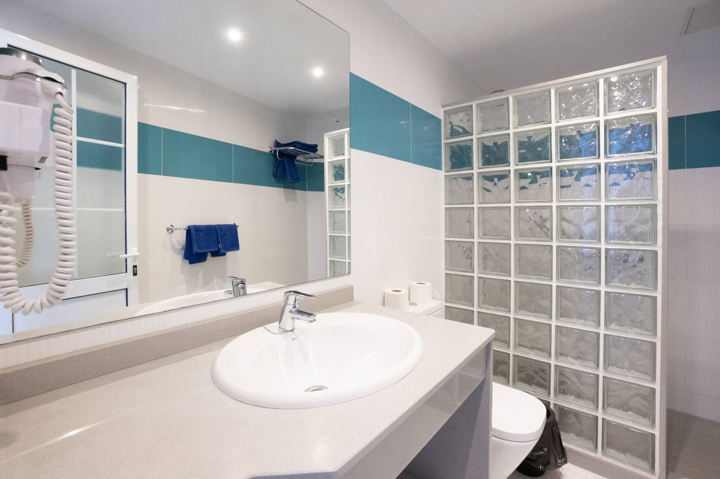 Vista-Mar-Apartments-Room-57