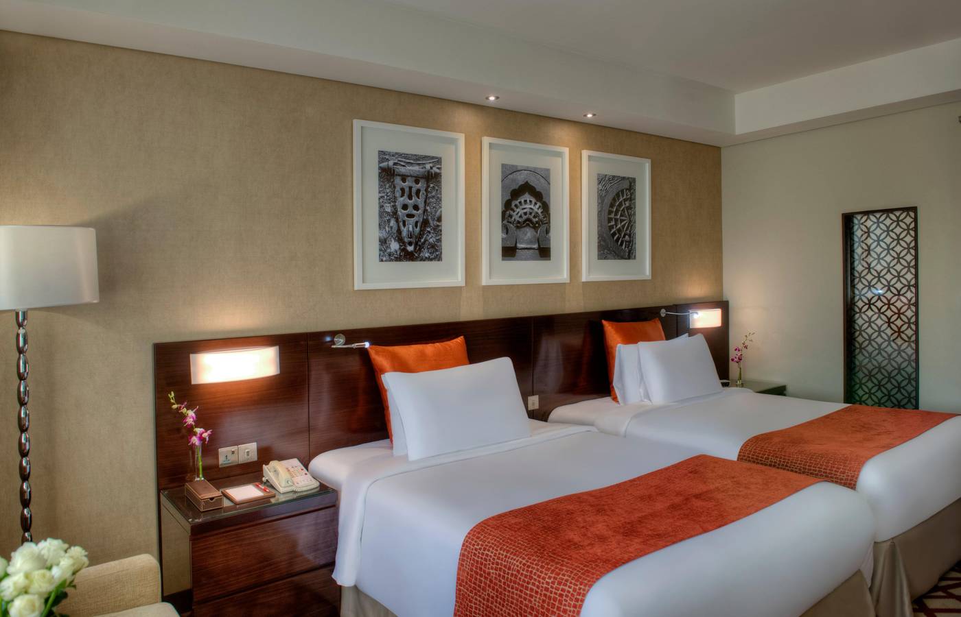 Hotel-Crowne-Plaza-Deira-Room-18