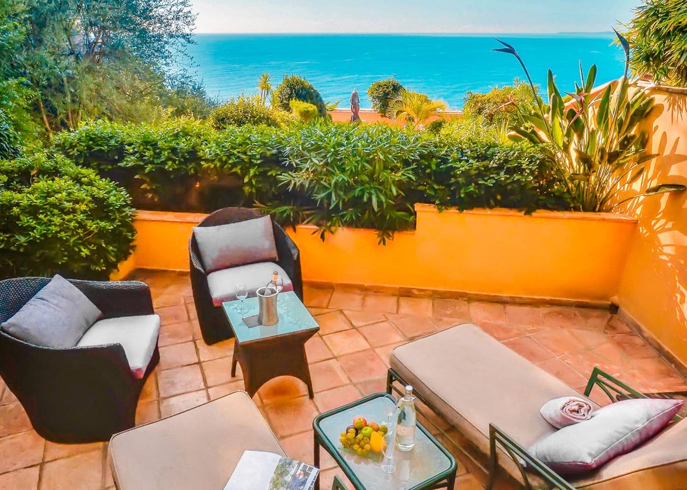 La-Perouse-Nice-Baie-des-Anges-Room-42