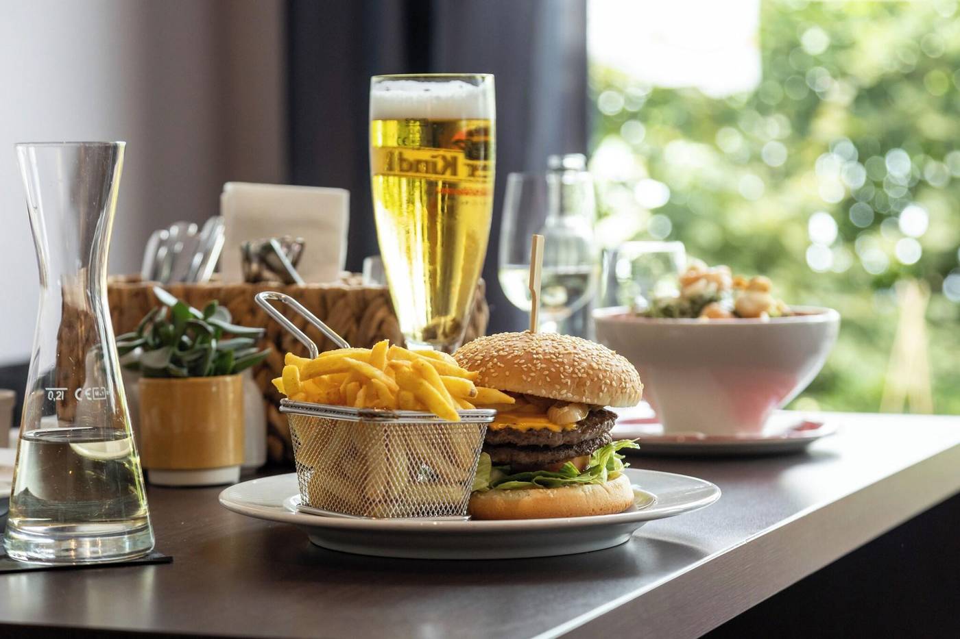 IntercityHotel-Berlin-Airport-Area-North-Restaurant-35