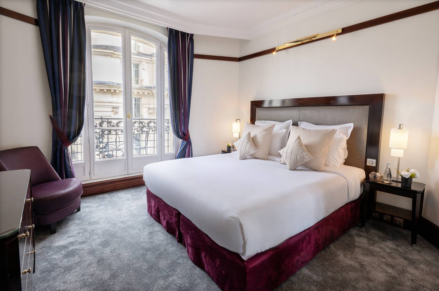 Hotel-Signature-Saint-Germain-des-Pres-Room-10